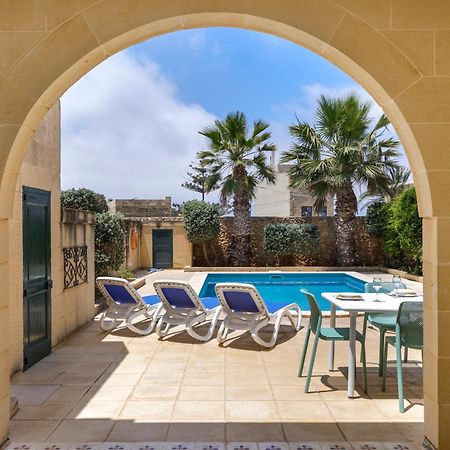 Dar Ta' Censina Villa With Private Pool 加斯利 外观 照片