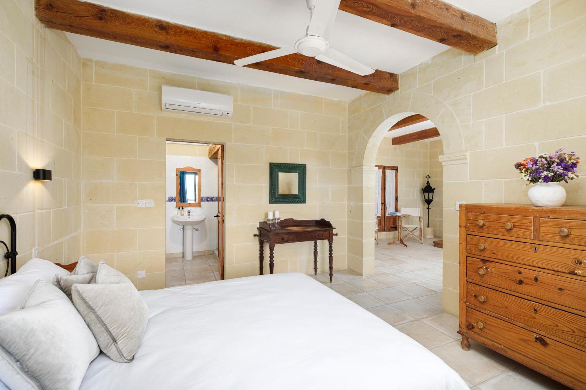 Dar Ta' Censina Villa With Private Pool 加斯利 外观 照片